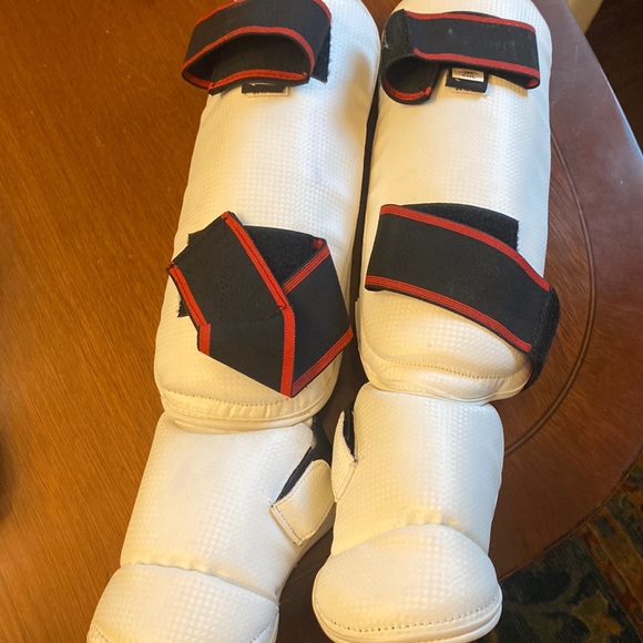 Other Euc Tiger Claw Sparring Arm Set Gear And Brand Unknown For Shin